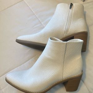 White faux snakeskin booties